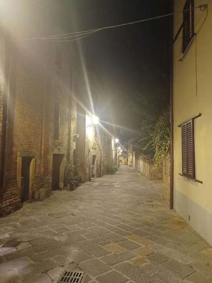 Casa Nella Appartamento Nel Centro Storico Gambassi Terme 0*,